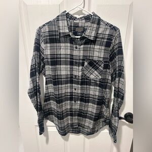 Pendleton Men's Casual Black and Gray Plaid Shirt